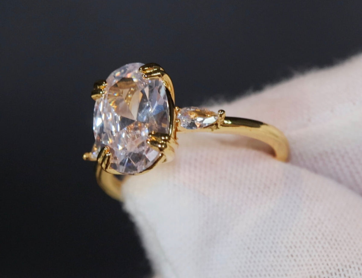 Womens Gold Ring | Womens Gold Oval Diamond Ring | Gold Oval Diamond Ring | Gold Ring with Diamonds | Gold Oval Engagement Ring